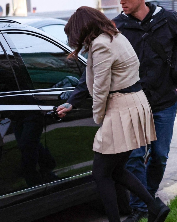 Only Murders In The Building Mabel Mora Cropped Jacket - Image 3