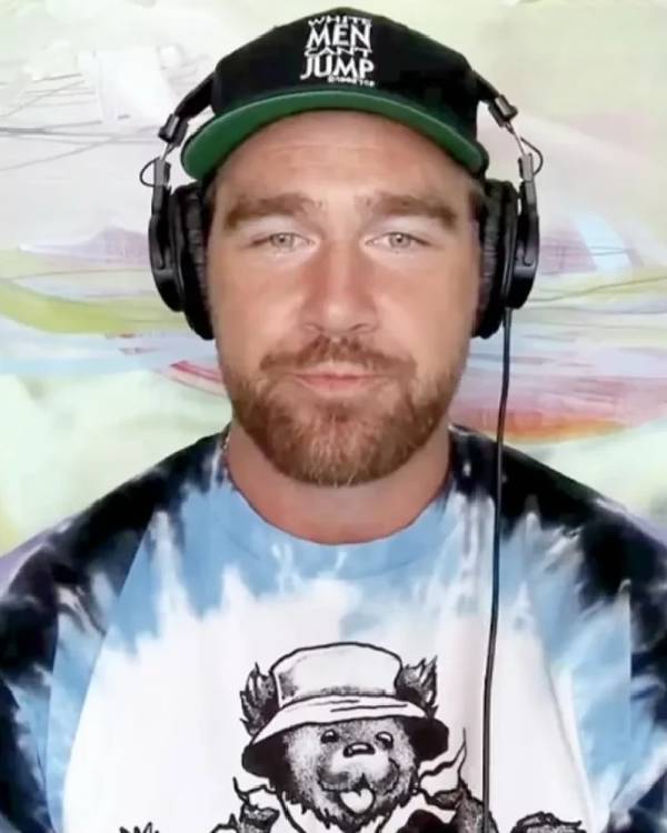 Travis Kelce Grateful Dead Invasion T-Shirt