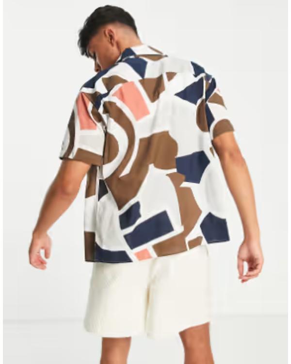 The Chicken Sisters S01 Abstract Print Shirt - Image 3