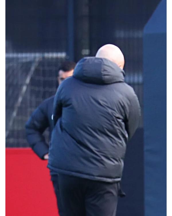 Arne Slot LFC Black Puffer Hooded Jacket - Image 2